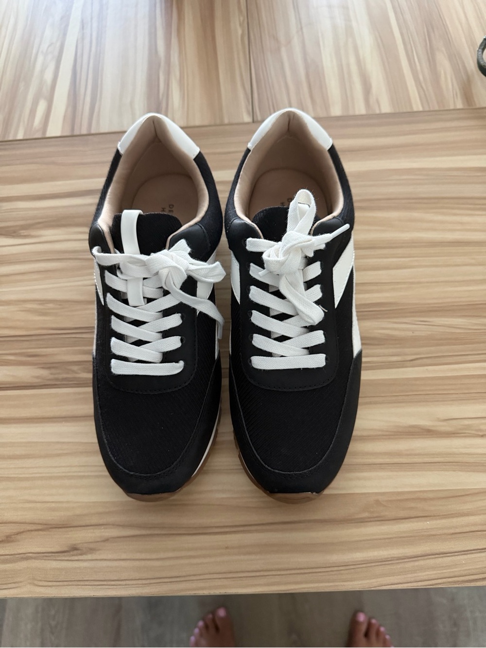 Denver Hayes Black and White Women's Sneakers